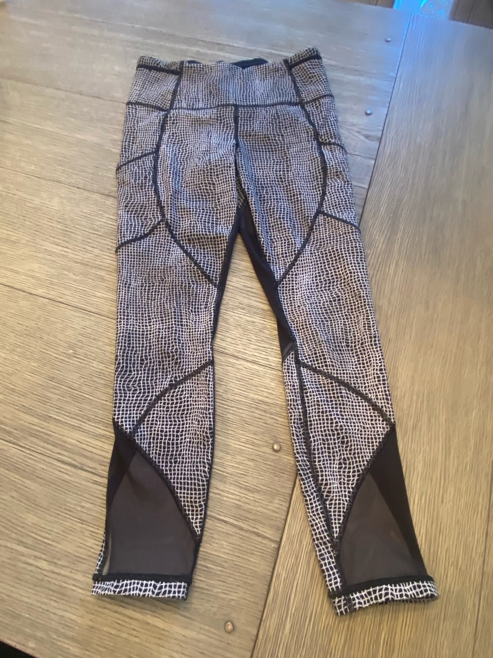 Lululemon Black & White Patterned Mesh Panel Leggings